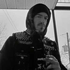 Meet your Posher, Jonatan